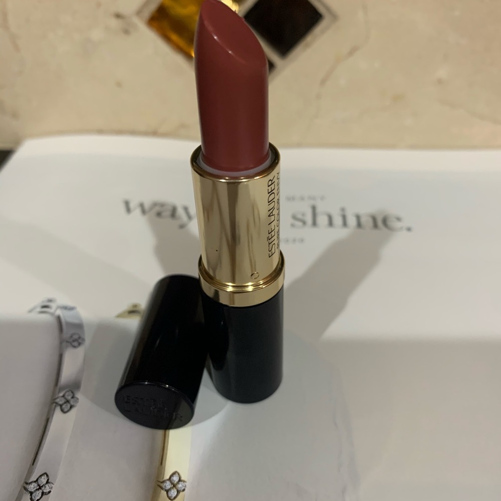 Estée Lauder Lipsticks